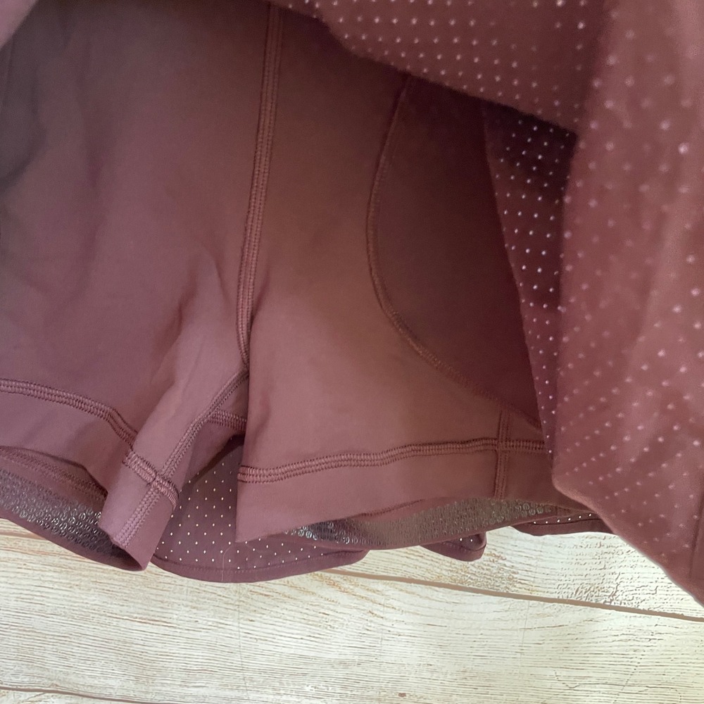 NEW WITH TAGS LULULEMON PERFORATED NARROW AISTB TENNIS SKORT - Picture 8 of 10